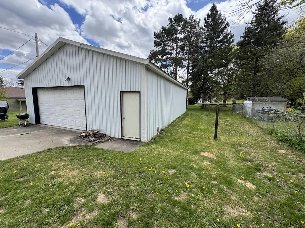 190 E Spruce Street Harrison, MI 48625