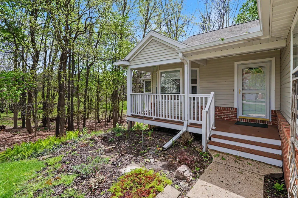 212 Chauncey Court Marshall, MI 49068