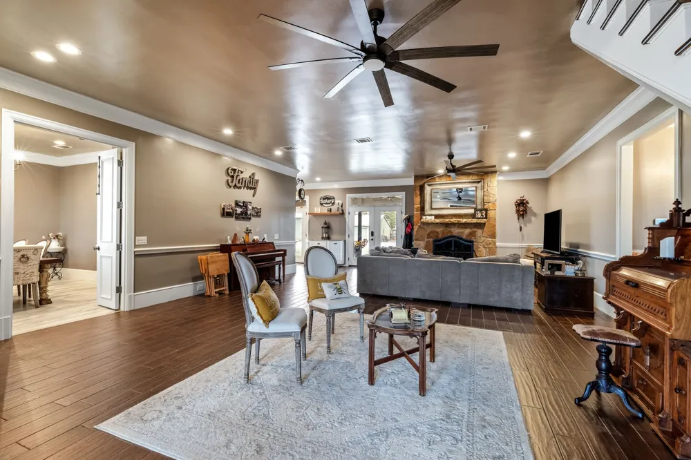 340 County Road 3336 Paradise, TX 76073