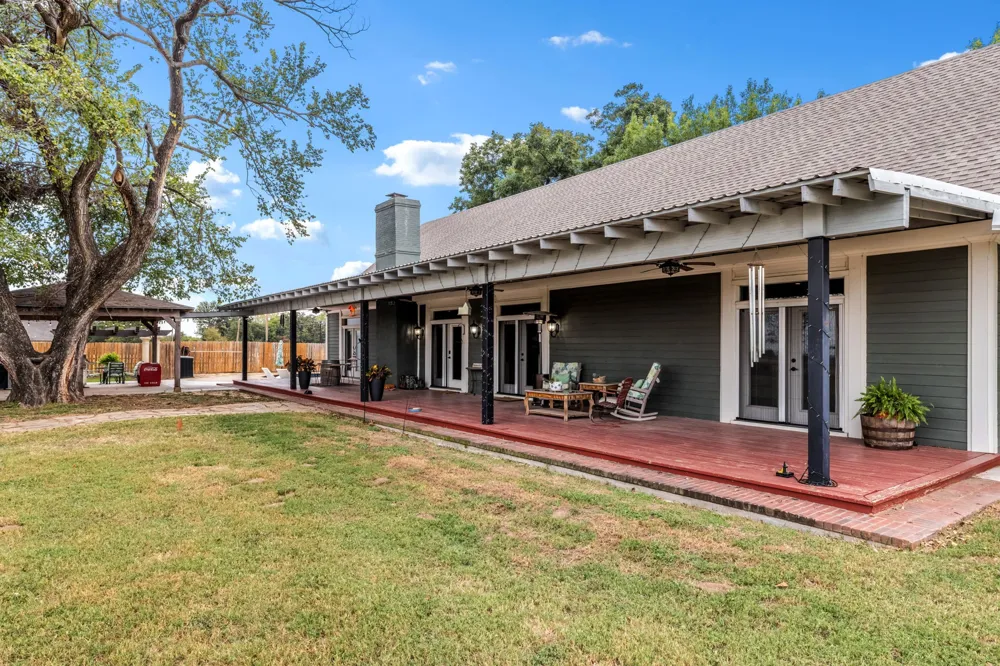 340 County Road 3336 Paradise, TX 76073