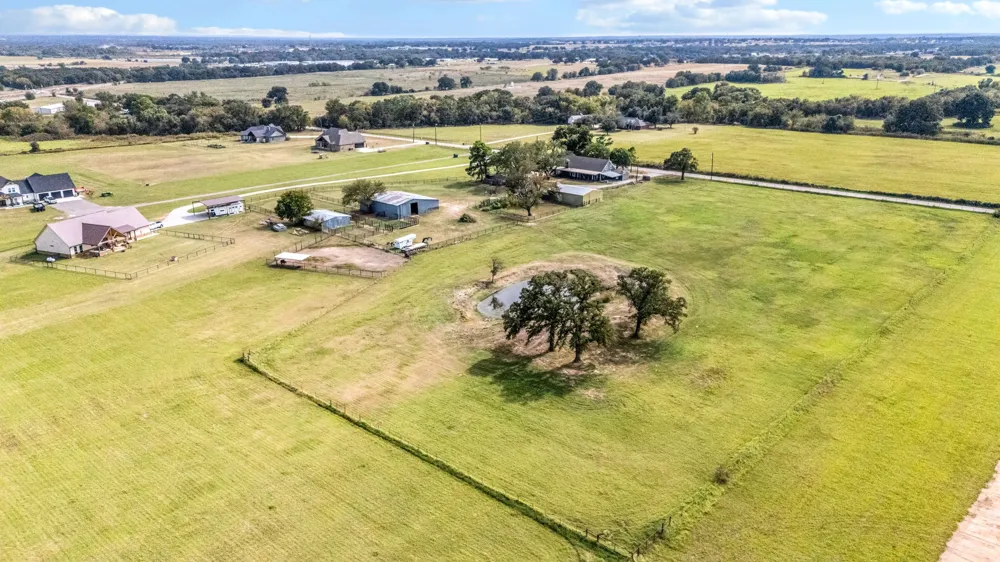 340 County Road 3336 Paradise, TX 76073