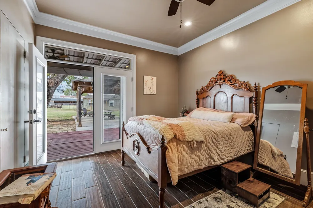 340 County Road 3336 Paradise, TX 76073