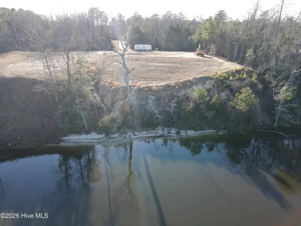 122 River Bluff Drive Winton, NC 27986