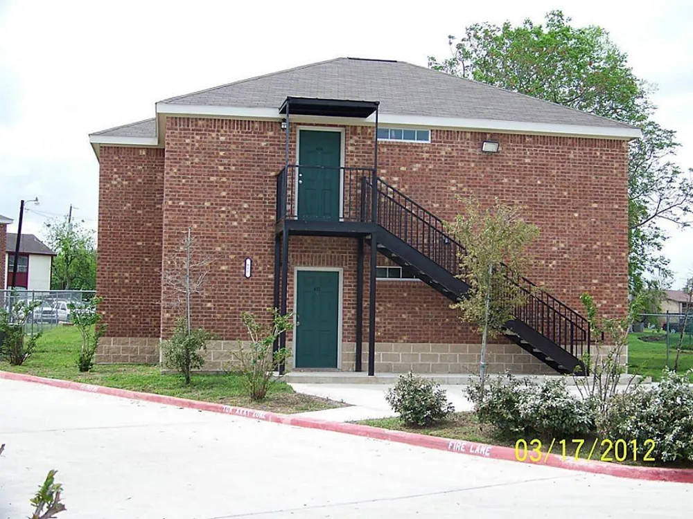 4504 College Main Street #521 Bryan, TX 77801