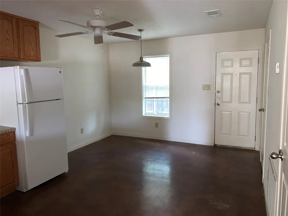 4504 College Main Street #521 Bryan, TX 77801