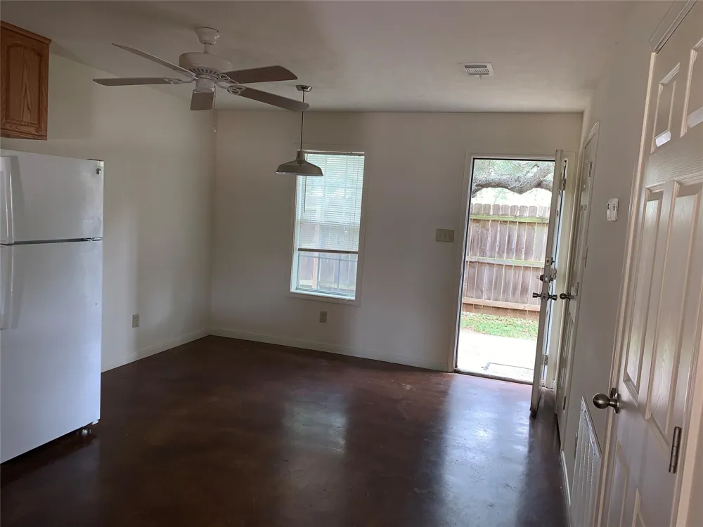 4504 College Main Street #521 Bryan, TX 77801
