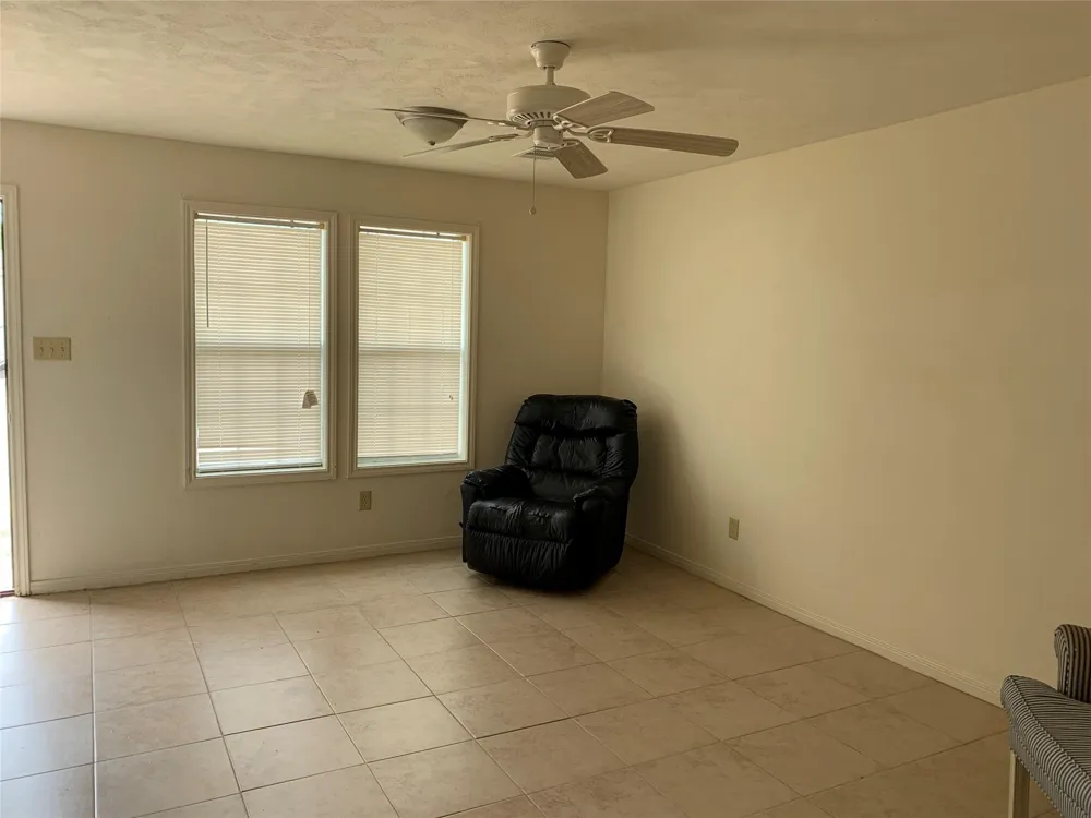 4504 College Main Street #521 Bryan, TX 77801