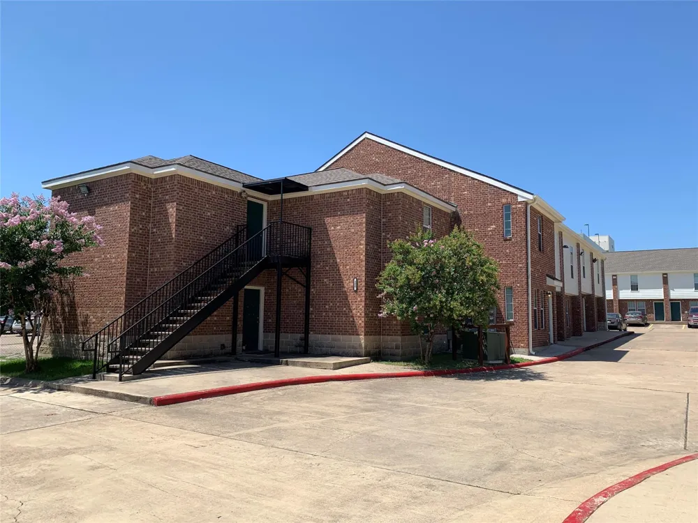 4504 College Main Street #521 Bryan, TX 77801
