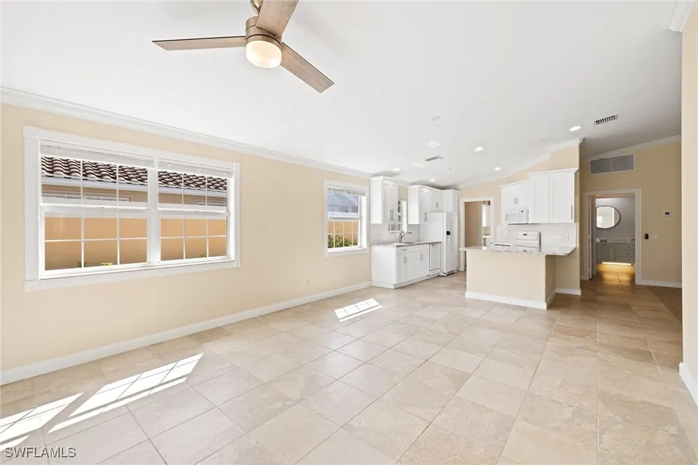 Novara Court Naples, FL 34114