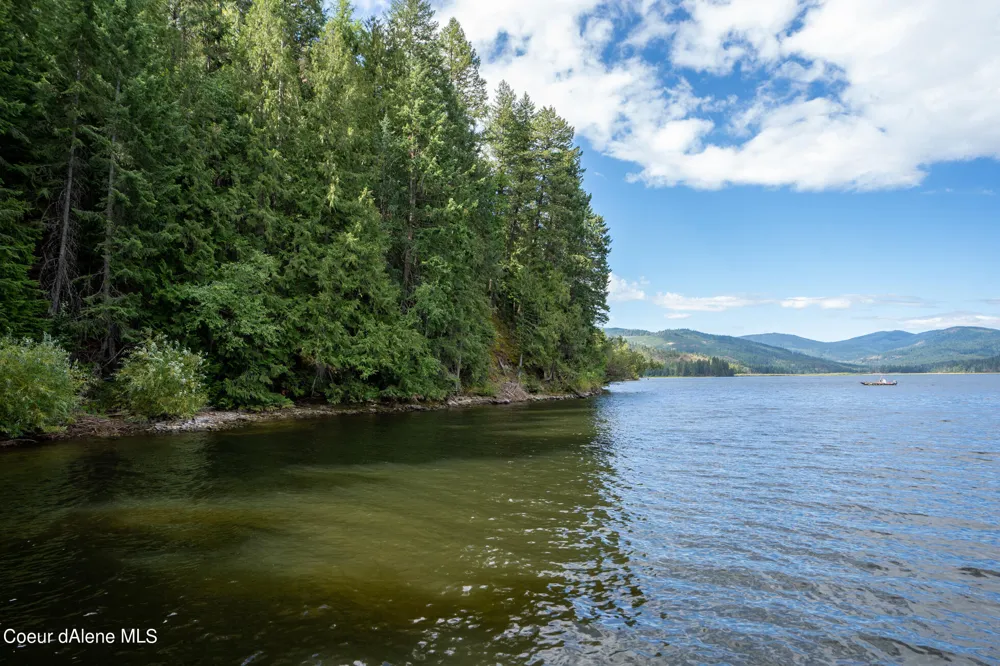 NKA(13 Ac) Upper Twin Lakes S. Shore Rathdrum, ID 83858