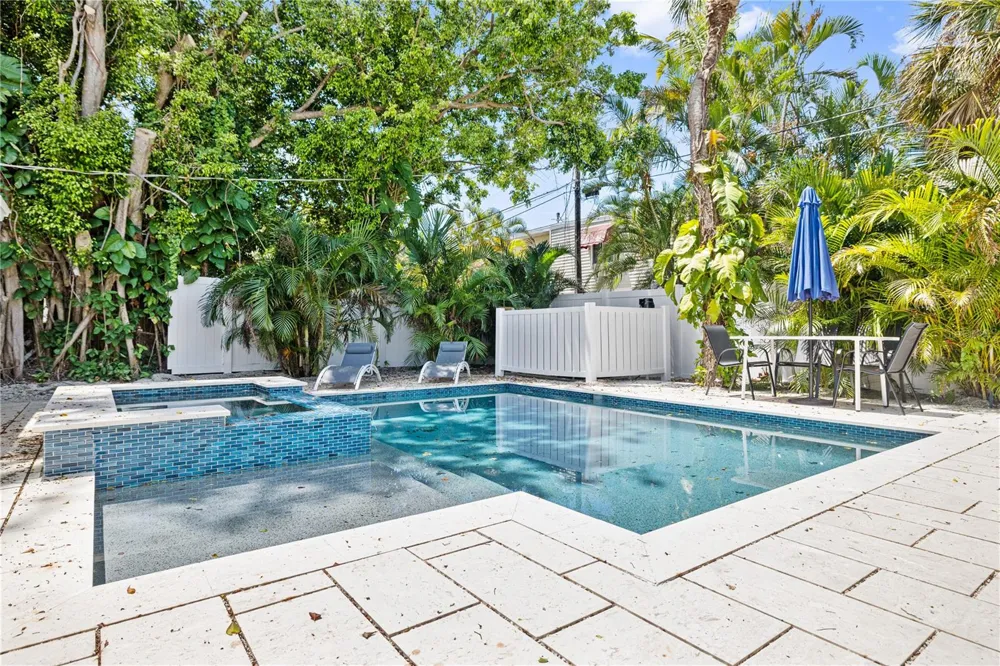 3014 GULF DRIVE Holmes Beach, FL 34217