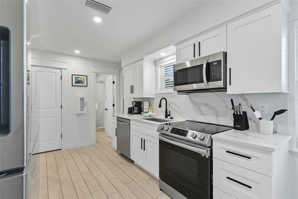 3014 GULF DRIVE Holmes Beach, FL 34217