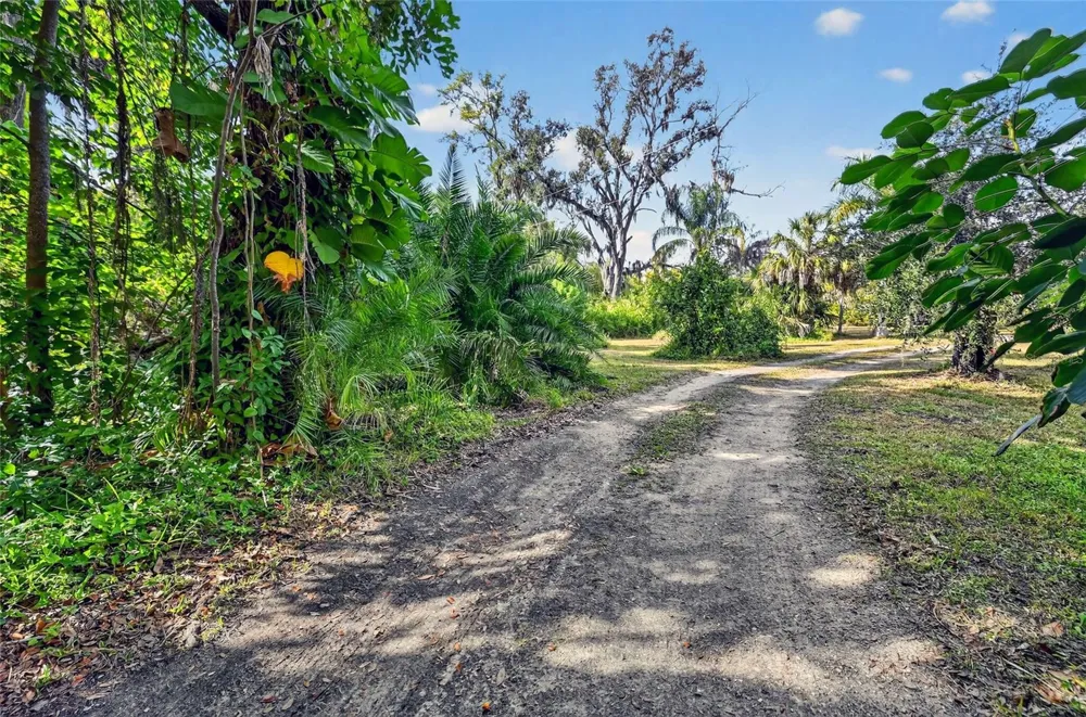 7808 34TH COURT E Sarasota, FL 34243
