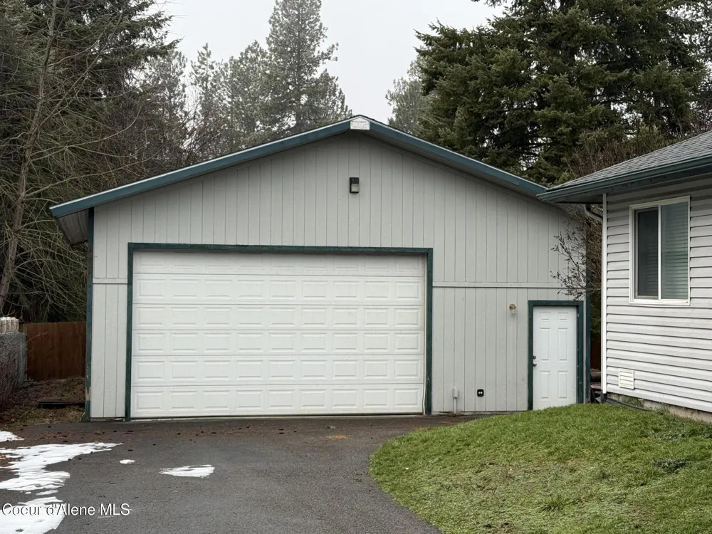 7959 Valley Street Dalton Gardens, ID 83815