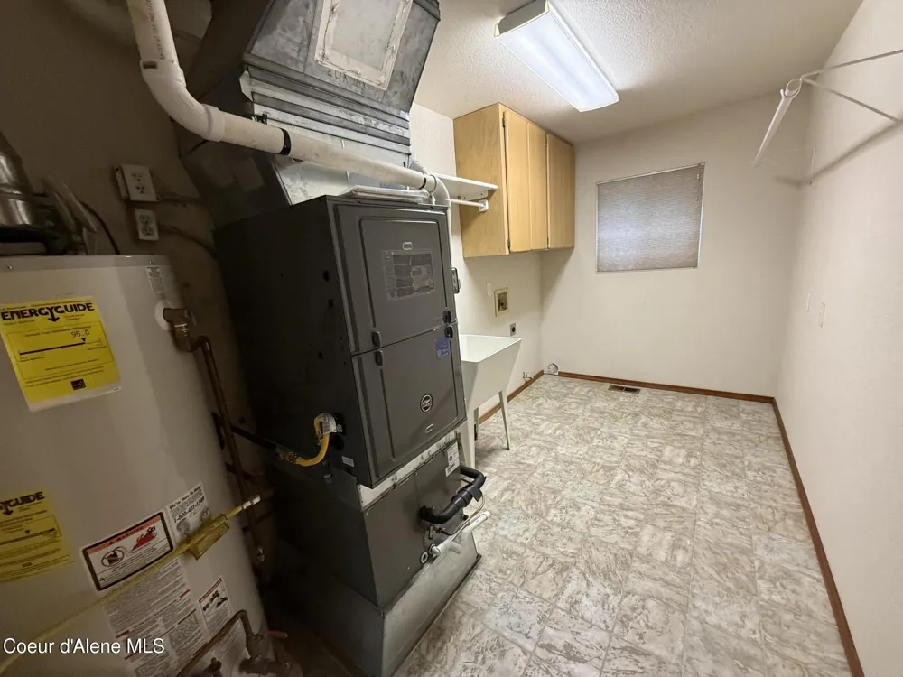 7959 Valley Street Dalton Gardens, ID 83815