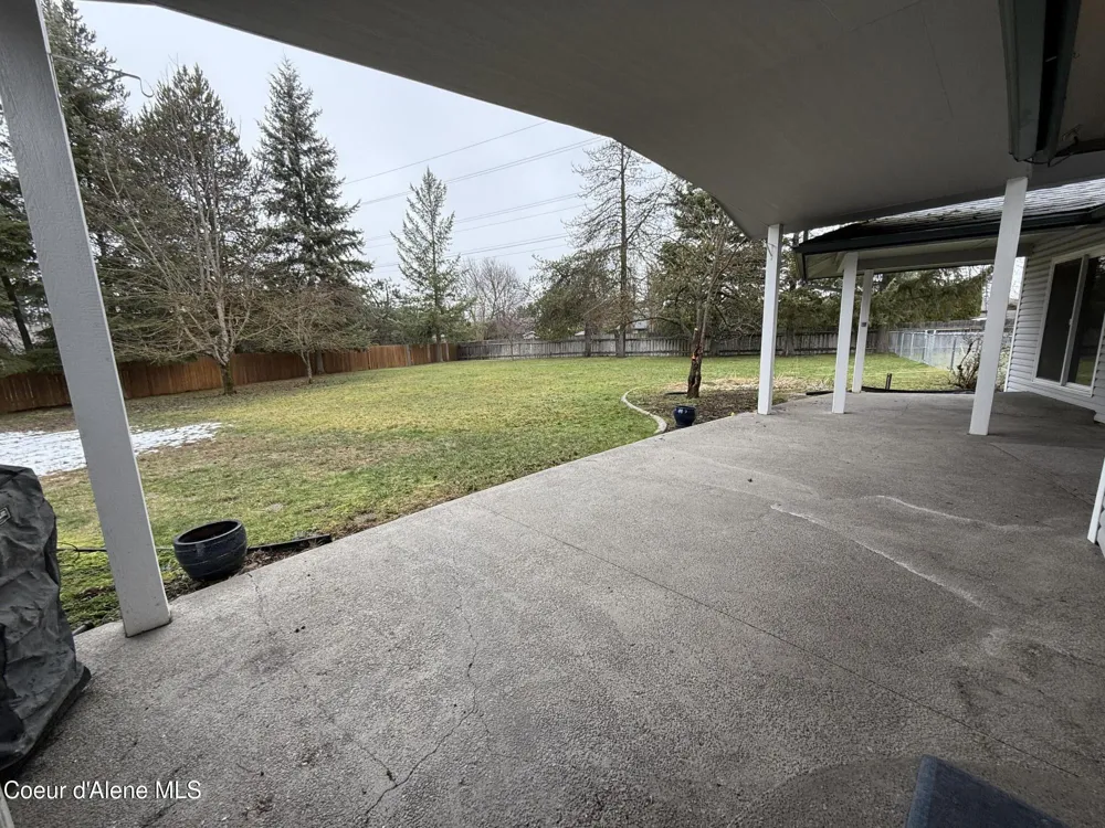 7959 Valley Street Dalton Gardens, ID 83815
