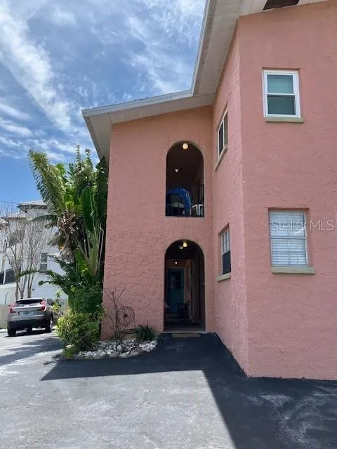 7710 BAYSHORE DRIVE #2