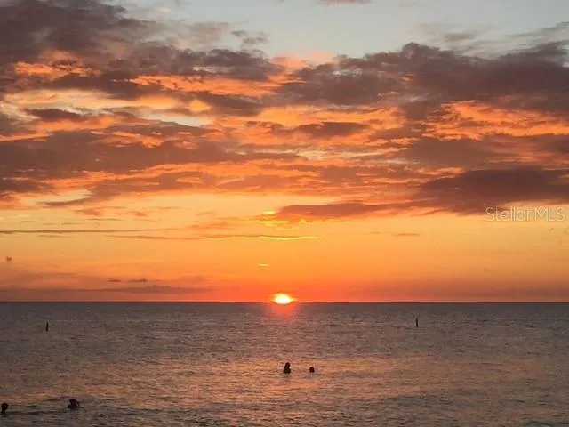 7710 BAYSHORE DRIVE #2 Treasure Island, FL 33706