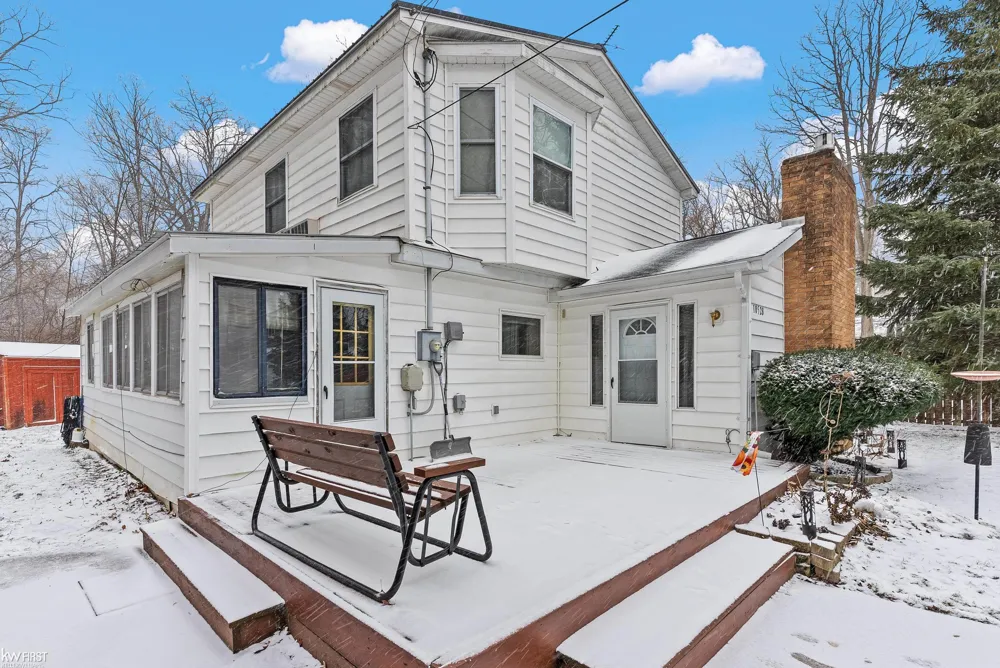 10528 Lake Shore Drive Tyrone Township, MI 48430