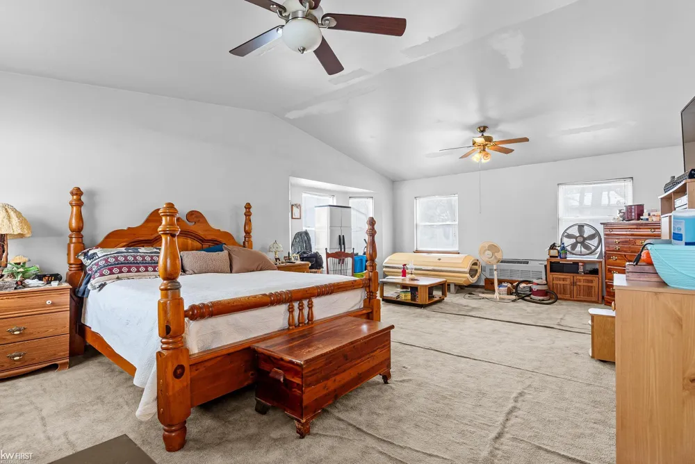 10528 Lake Shore Drive Tyrone Township, MI 48430