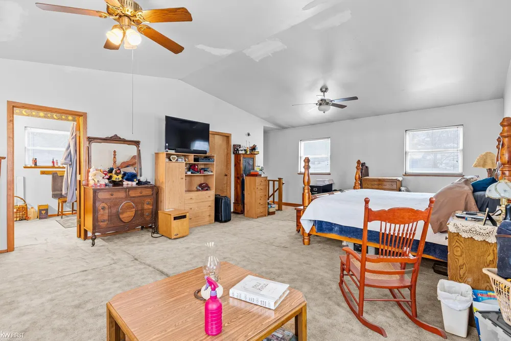 10528 Lake Shore Drive Tyrone Township, MI 48430