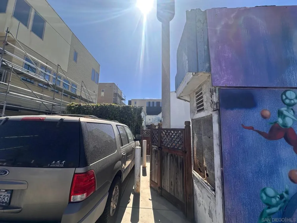 911 Seacoast Drive Imperial Beach, CA 91932