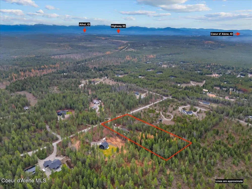 172 Wyatt Lane Spirit Lake, ID 83869