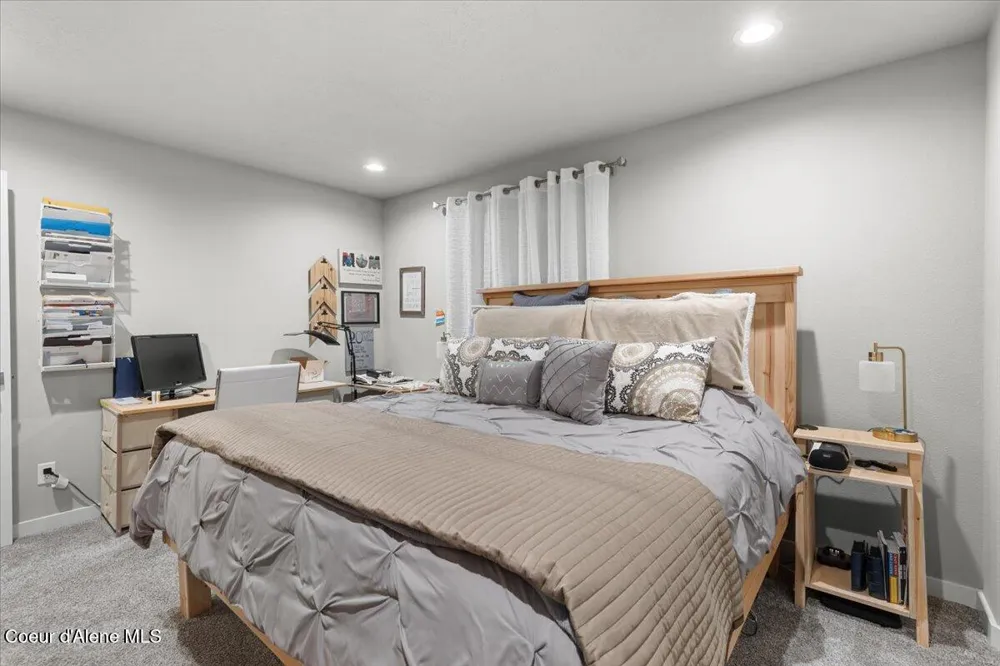 172 Wyatt Lane Spirit Lake, ID 83869