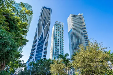 1100 Biscayne Blvd #2907