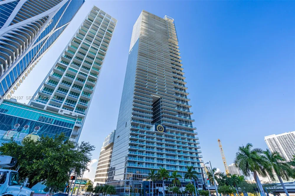 1100 Biscayne Blvd #2907 Miami, FL 33132