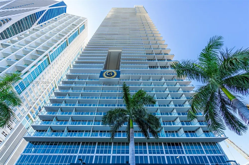 1100 Biscayne Blvd #2907 Miami, FL 33132