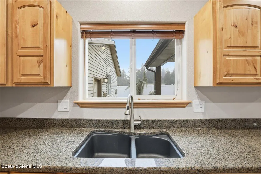 621 E Round Up Circle Hayden, ID 83835