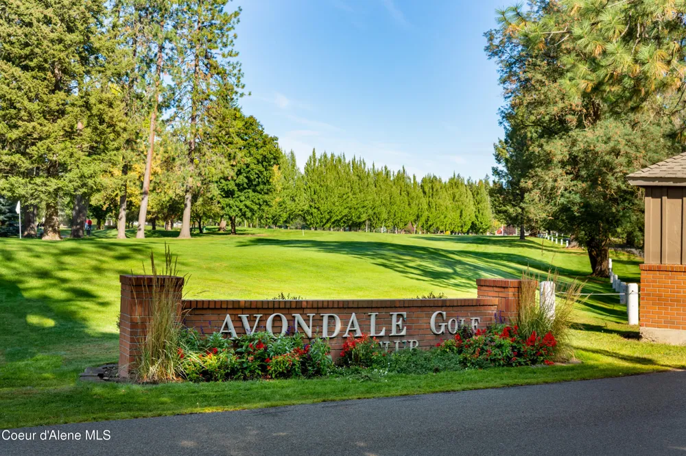 621 E Round Up Circle Hayden, ID 83835
