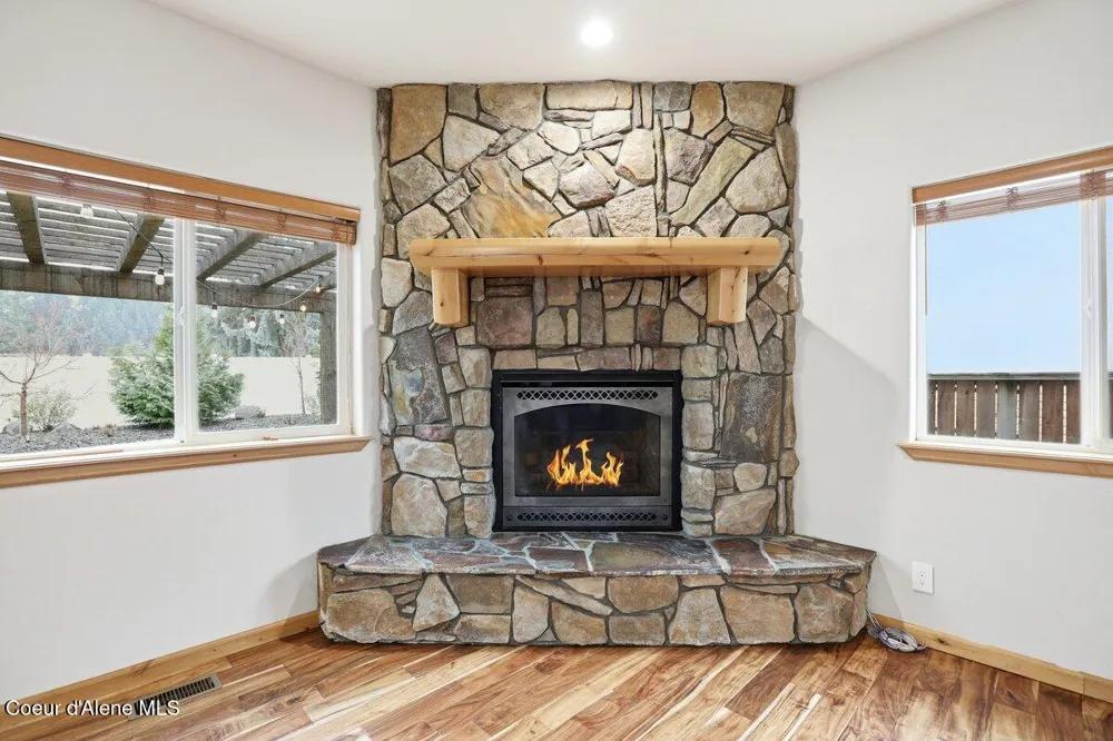 621 E Round Up Circle Hayden, ID 83835