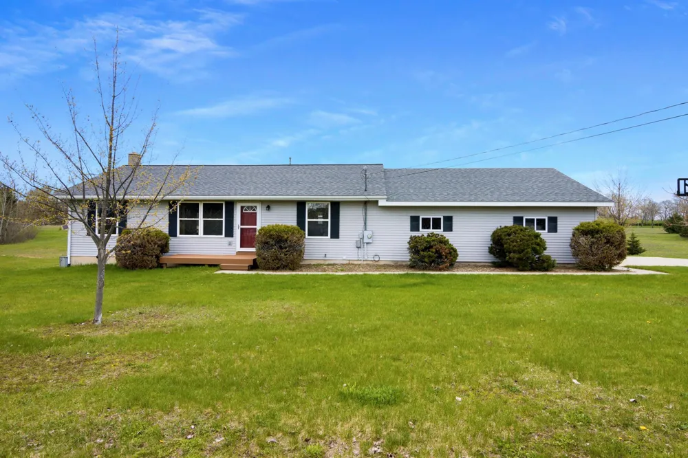 8392 Monarch Lane Whitewater Township, MI 49690