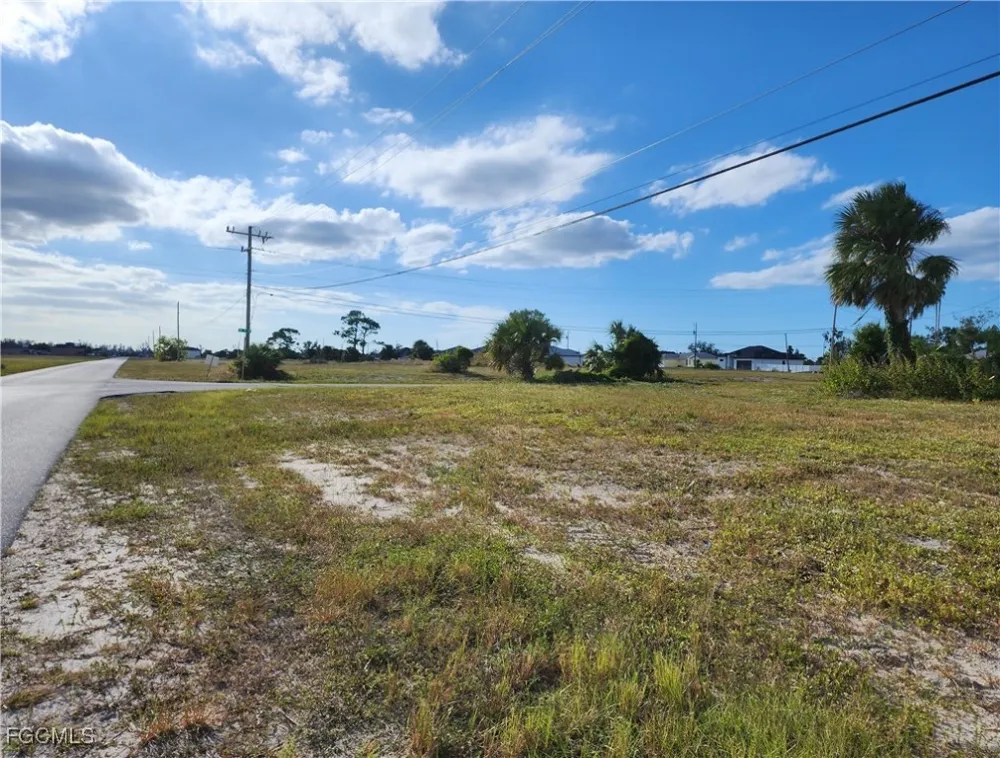 SW 4th Terrace Cape Coral, FL 33991