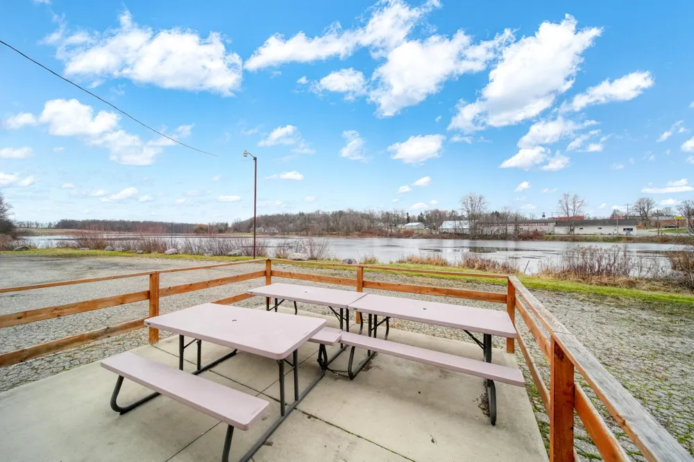 107 E Jackson Road Concord, MI 49237