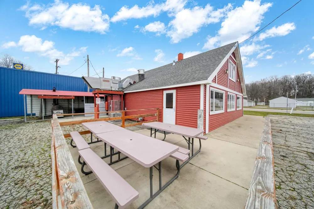 107 E Jackson Road Concord, MI 49237