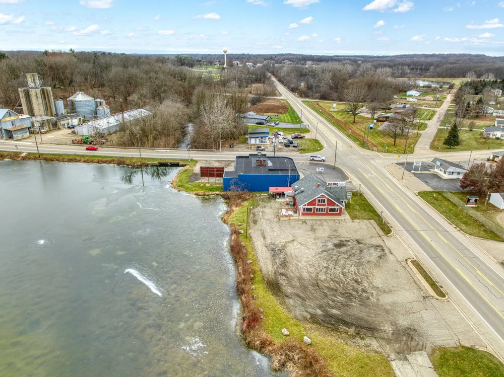107 E Jackson Road Concord, MI 49237