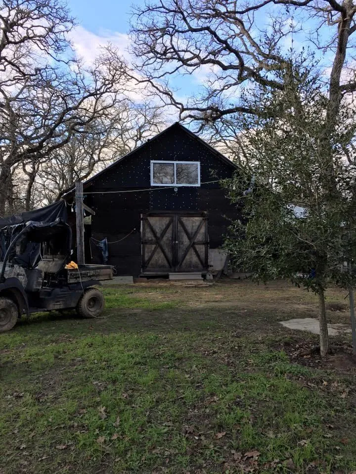 1803 Doe Run Drive Waelder, TX 78959