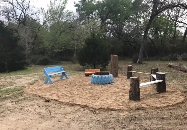 1803 Doe Run Drive Waelder, TX 78959