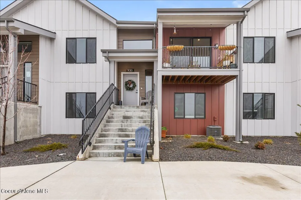 930 E Railroad Avenue Post Falls, ID 83854
