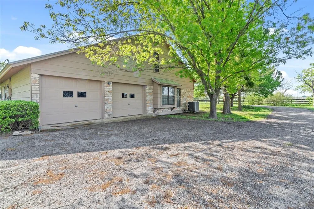 12914 Pfluger Berkman Lane Coupland, TX 78615