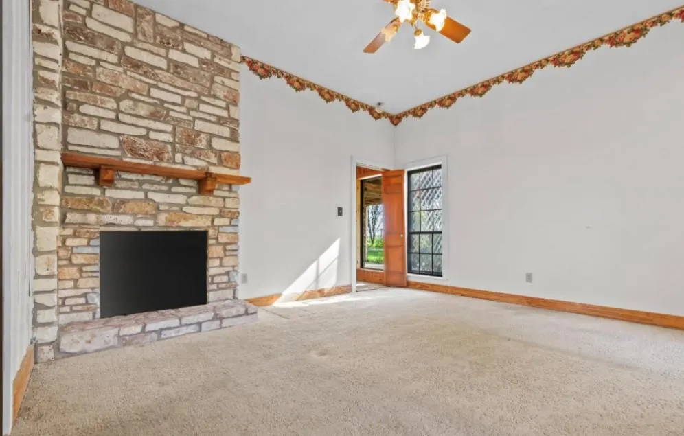 12914 Pfluger Berkman Lane Coupland, TX 78615