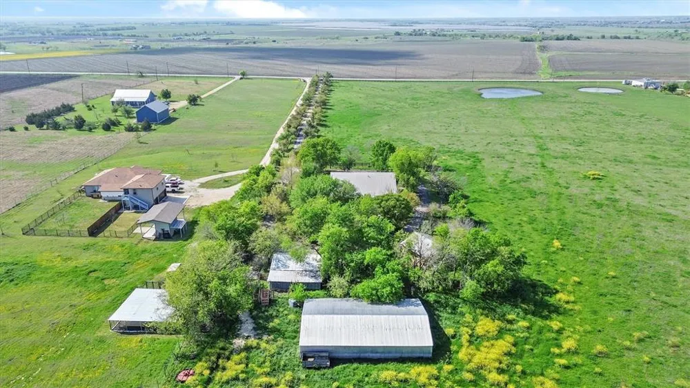 12914 Pfluger Berkman Lane Coupland, TX 78615