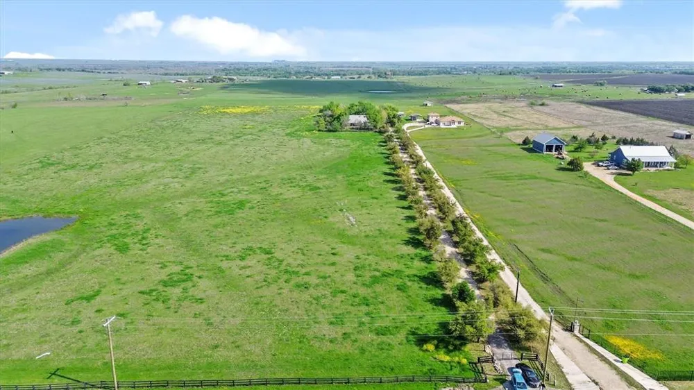 12914 Pfluger Berkman Lane Coupland, TX 78615