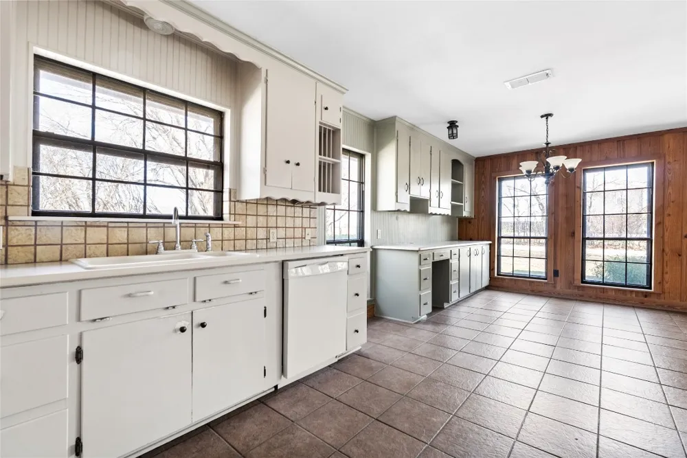 12914 Pfluger Berkman Lane Coupland, TX 78615
