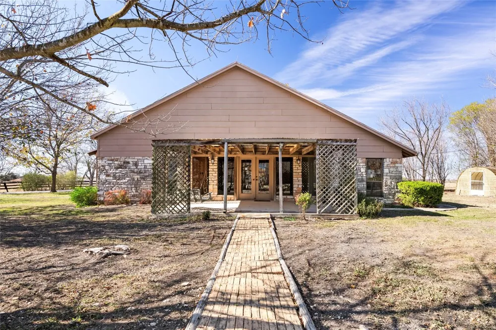 12914 Pfluger Berkman Lane Coupland, TX 78615