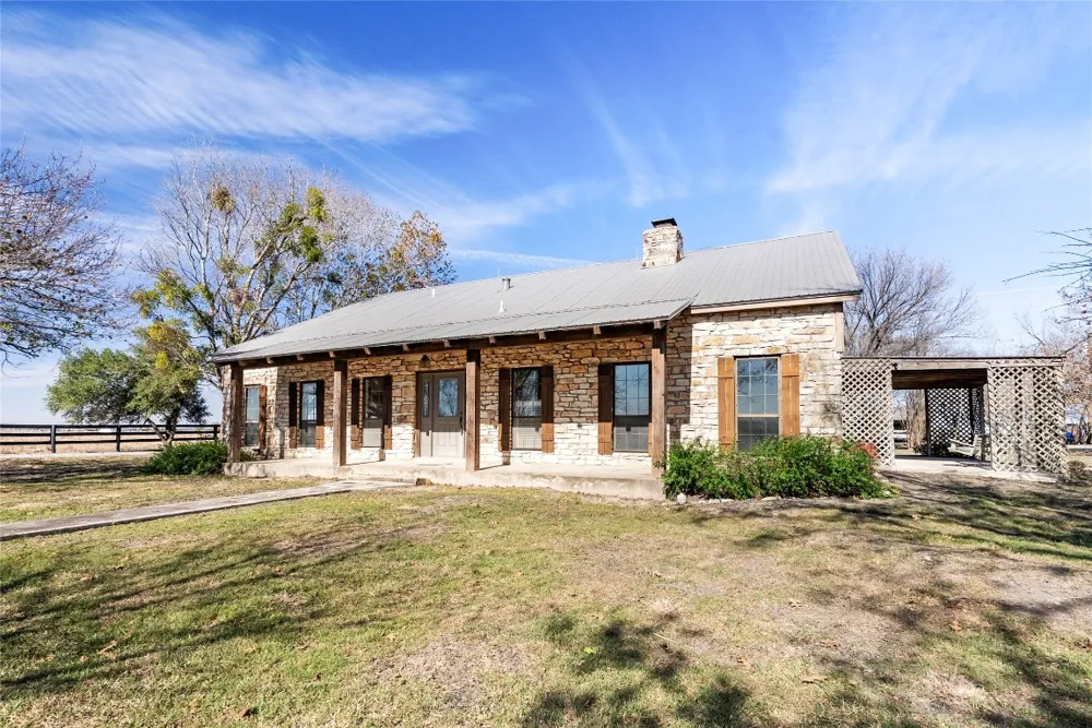 12914 Pfluger Berkman Lane Coupland, TX 78615