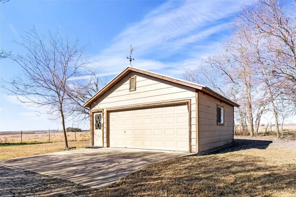 12914 Pfluger Berkman Lane Coupland, TX 78615